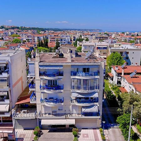 Lovely And Sunny Apartament 300M From Beach!! Peraía Esterno foto