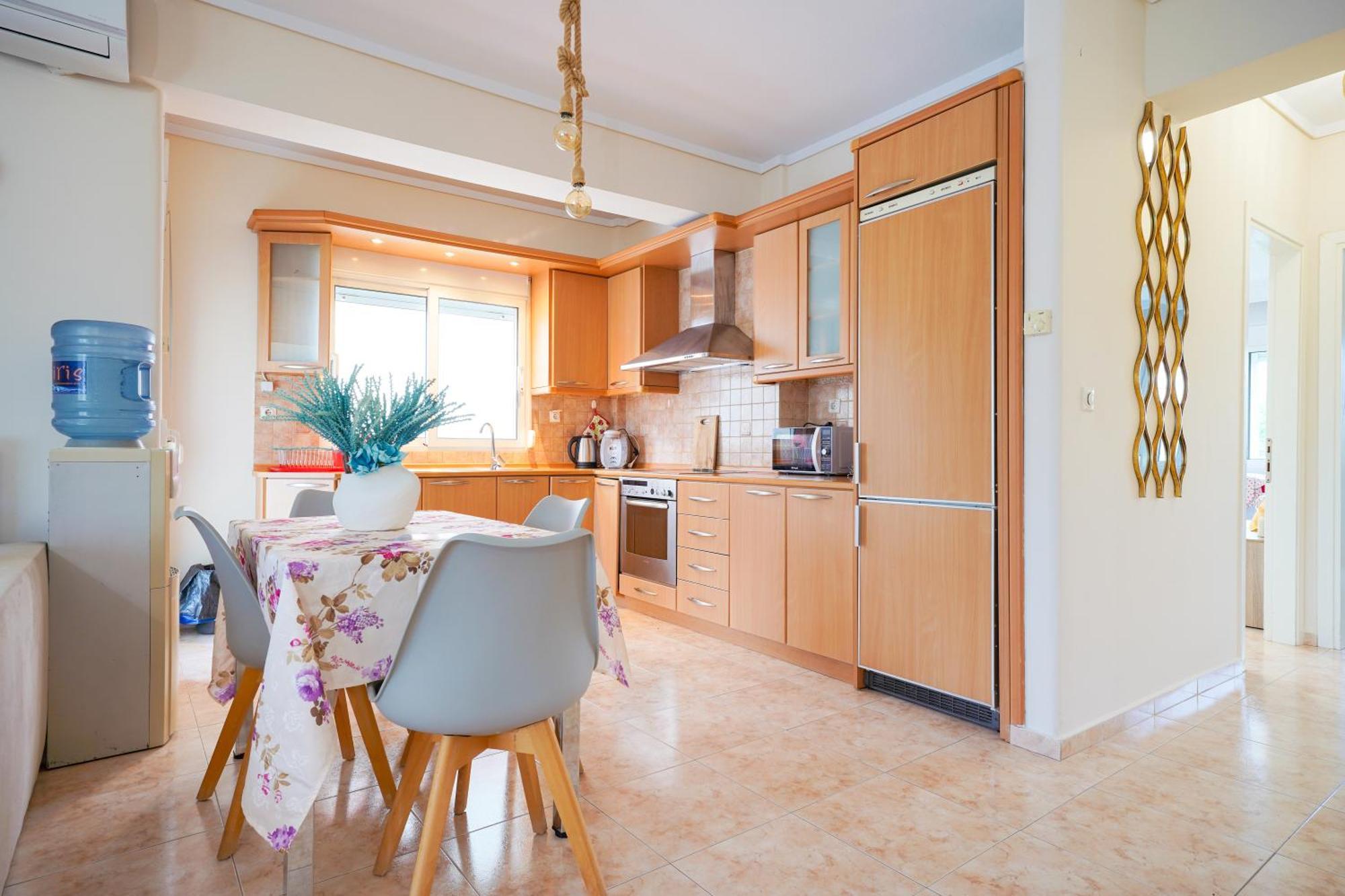Lovely And Sunny Apartament 300M From Beach!! Peraía Esterno foto