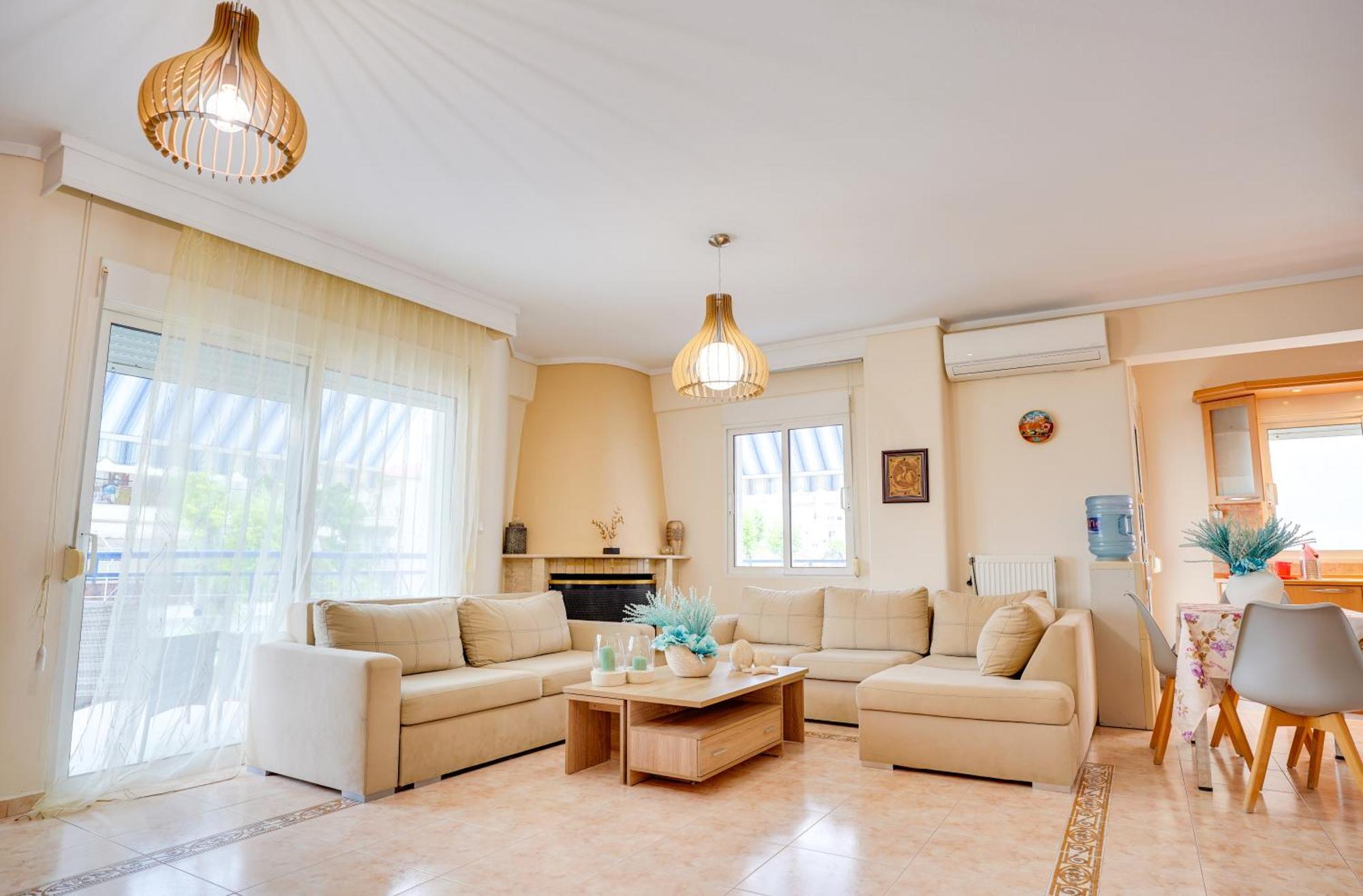 Lovely And Sunny Apartament 300M From Beach!! Peraía Esterno foto